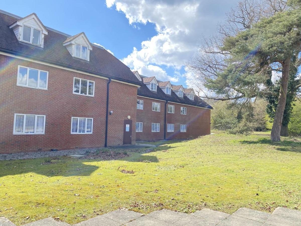 Ibis Budget Stansted Bishops Stortford Birchanger Екстериор снимка